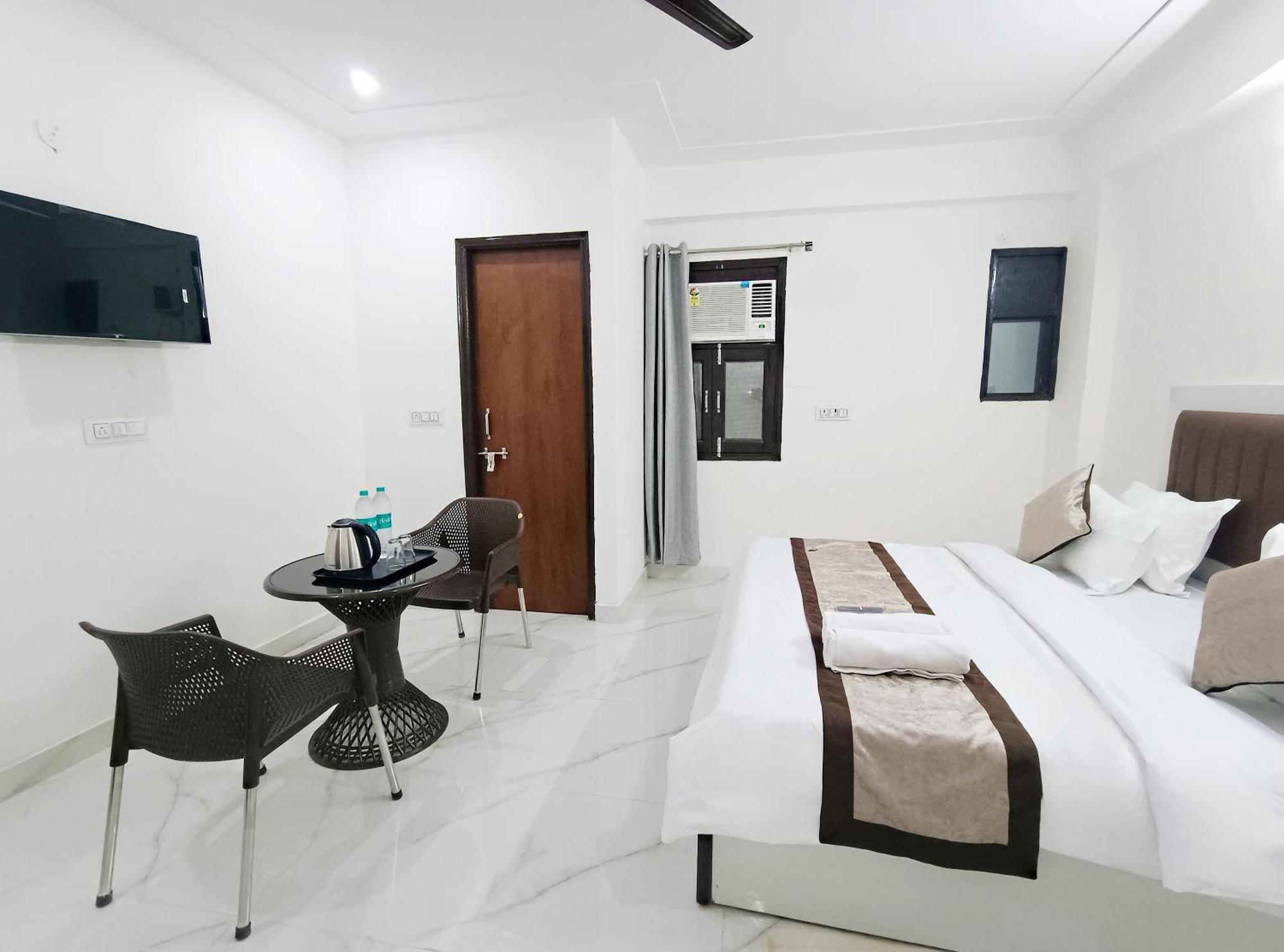 Hotel Krishna Tower Delhi  Esterno foto