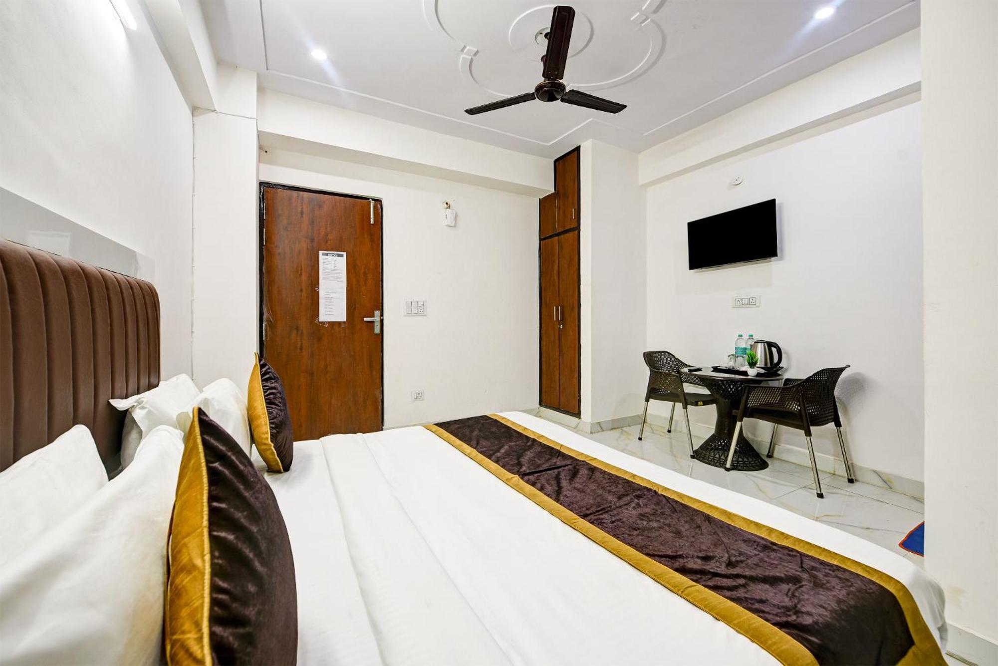 Hotel Krishna Tower Delhi  Esterno foto