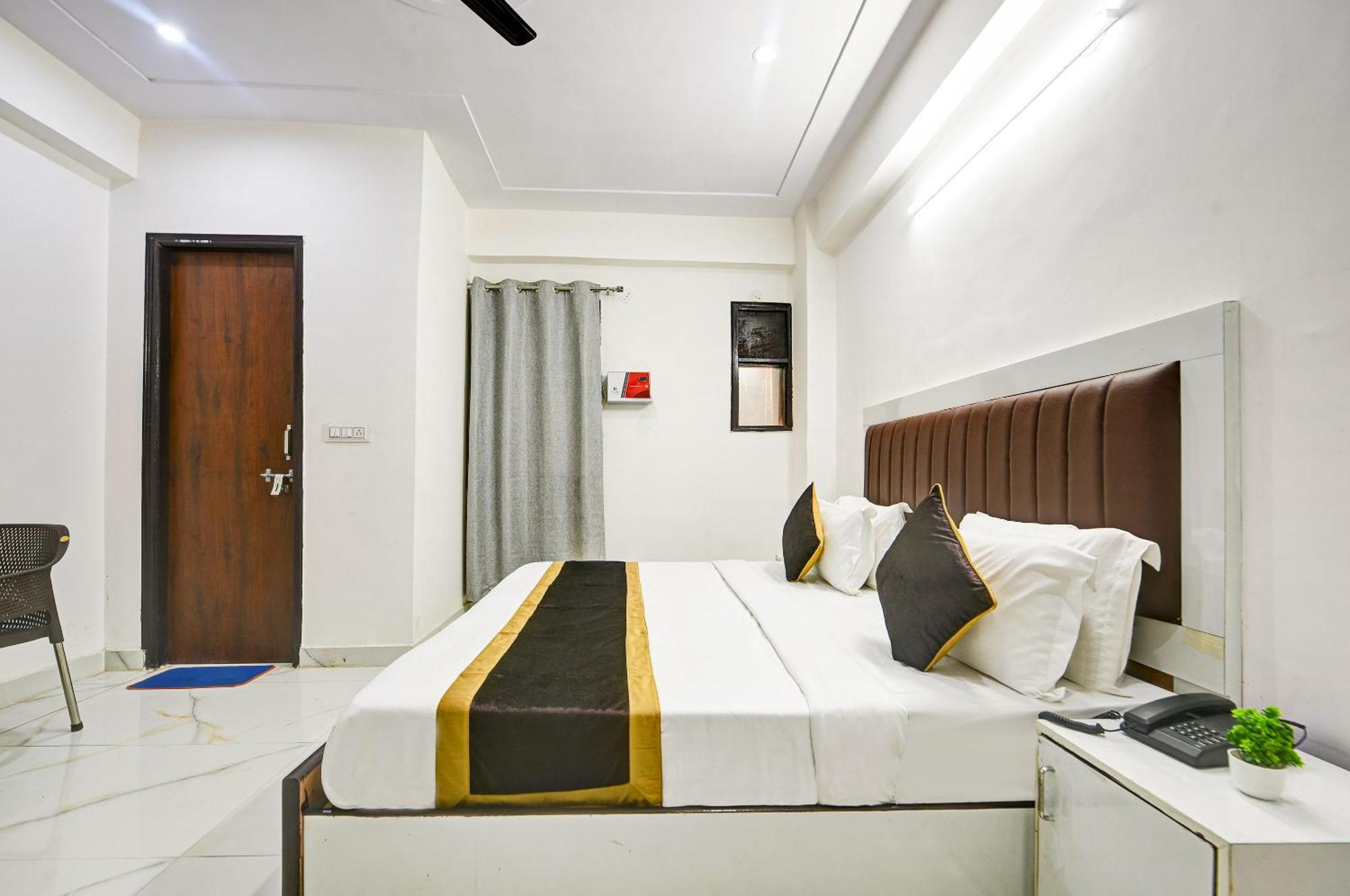 Hotel Krishna Tower Delhi  Esterno foto