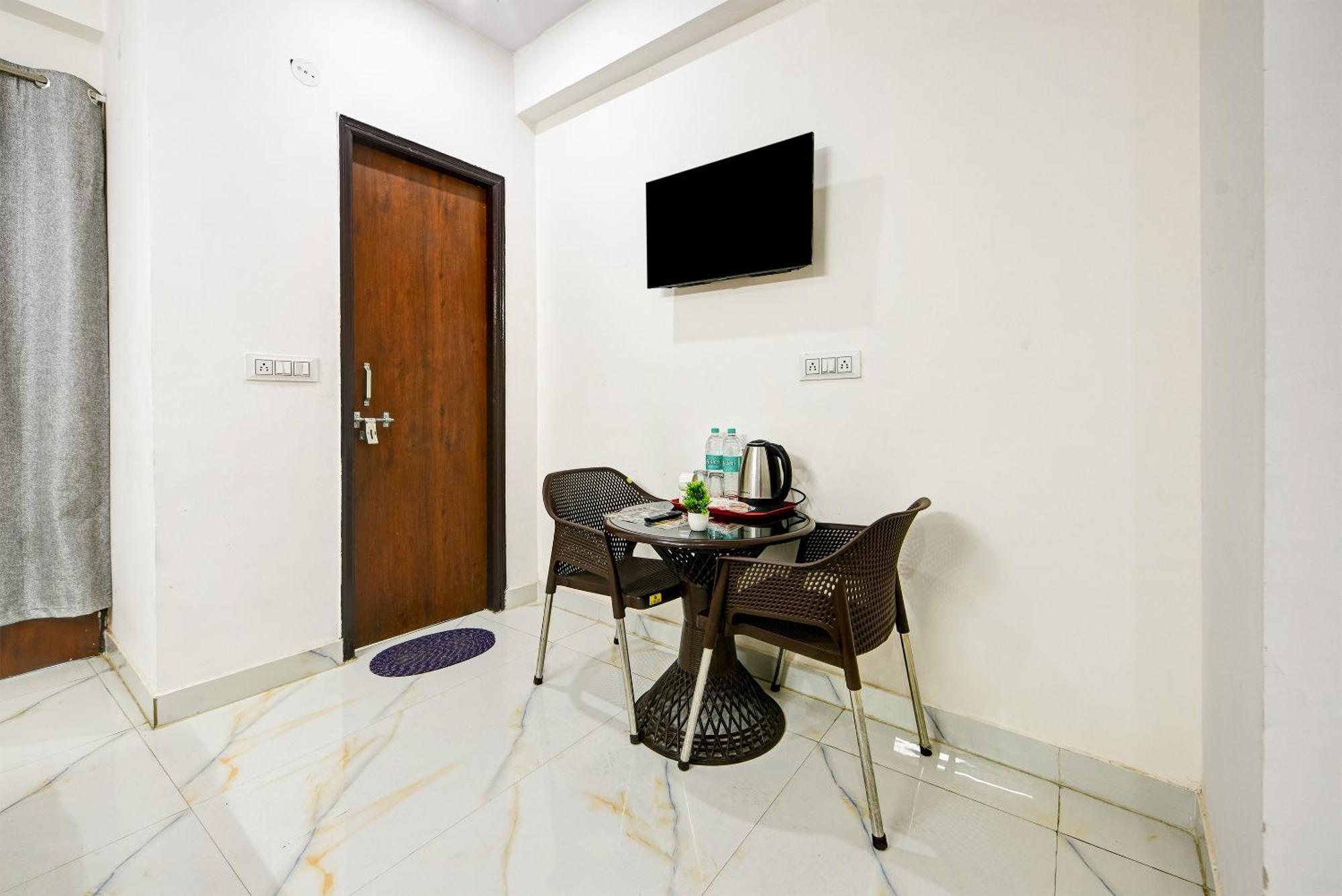 Hotel Krishna Tower Delhi  Esterno foto