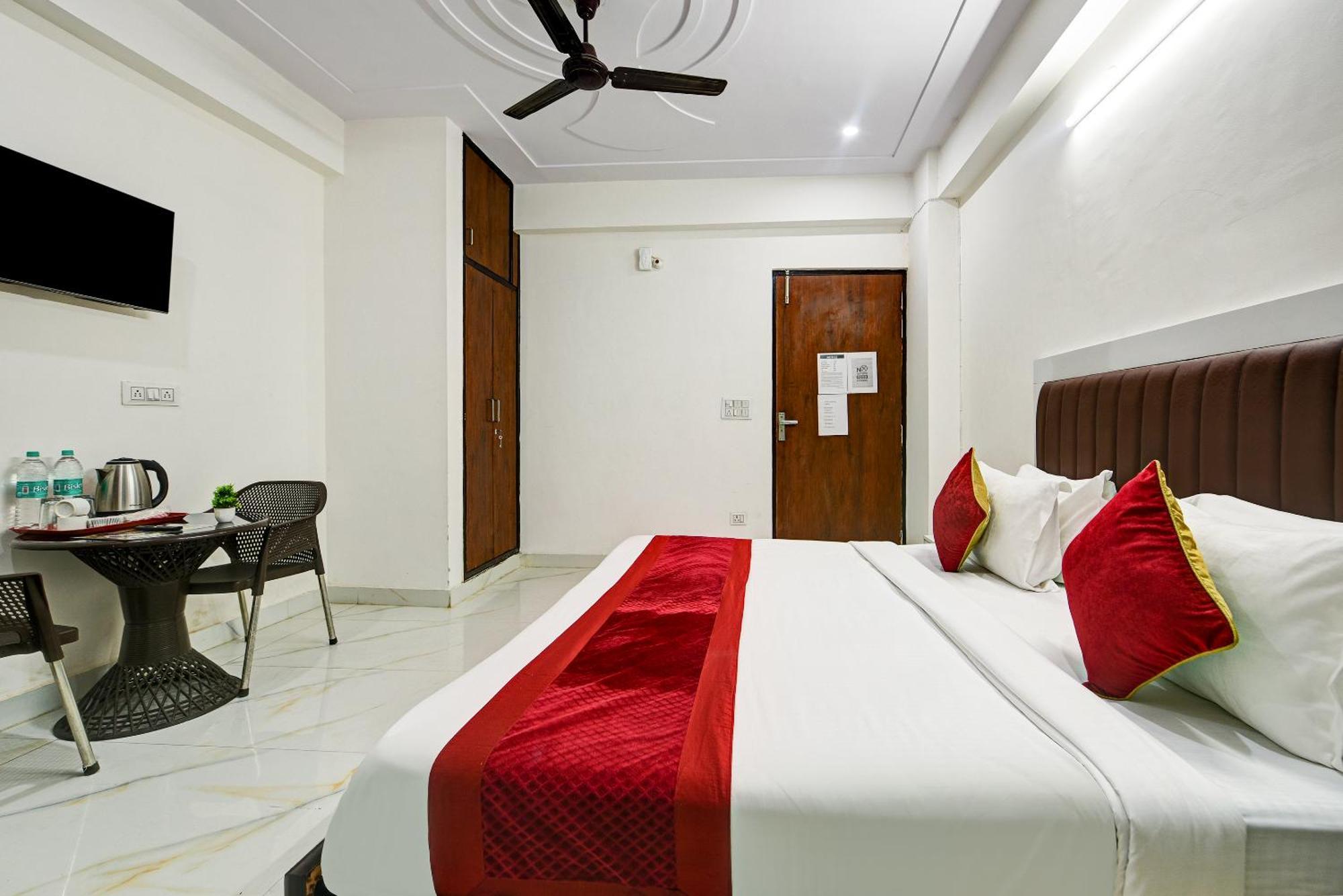 Hotel Krishna Tower Delhi  Esterno foto