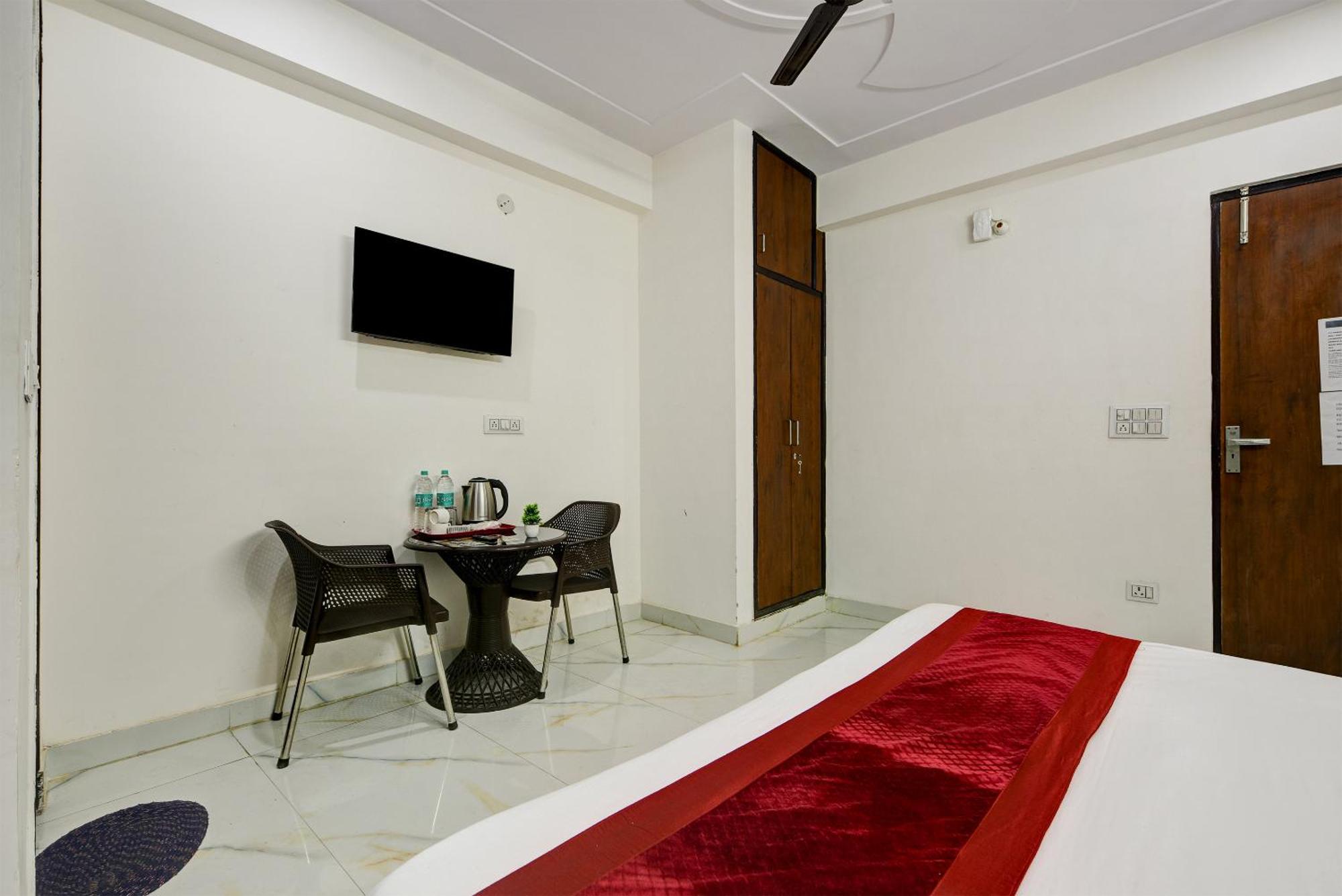 Hotel Krishna Tower Delhi  Esterno foto