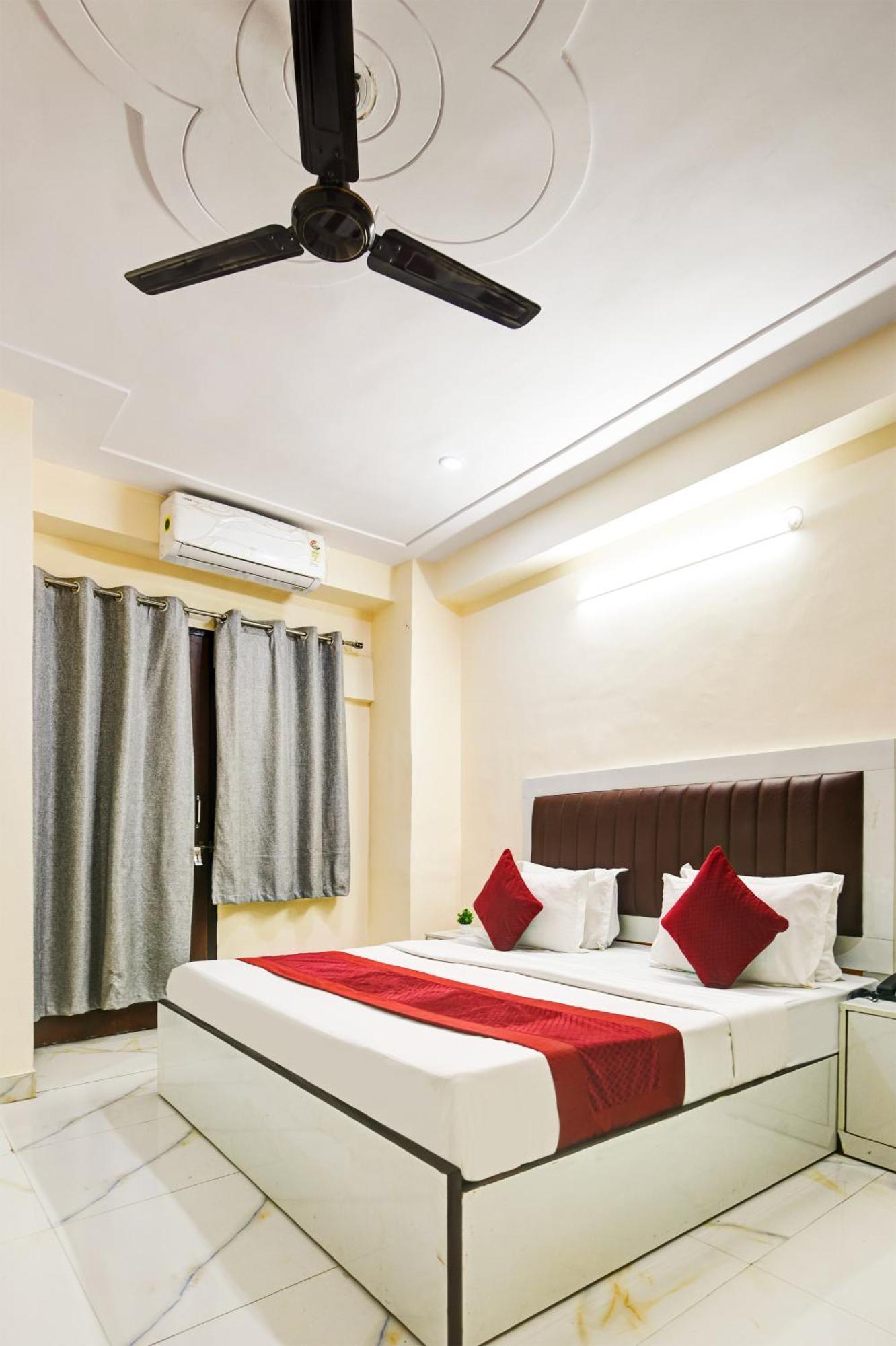 Hotel Krishna Tower Delhi  Esterno foto