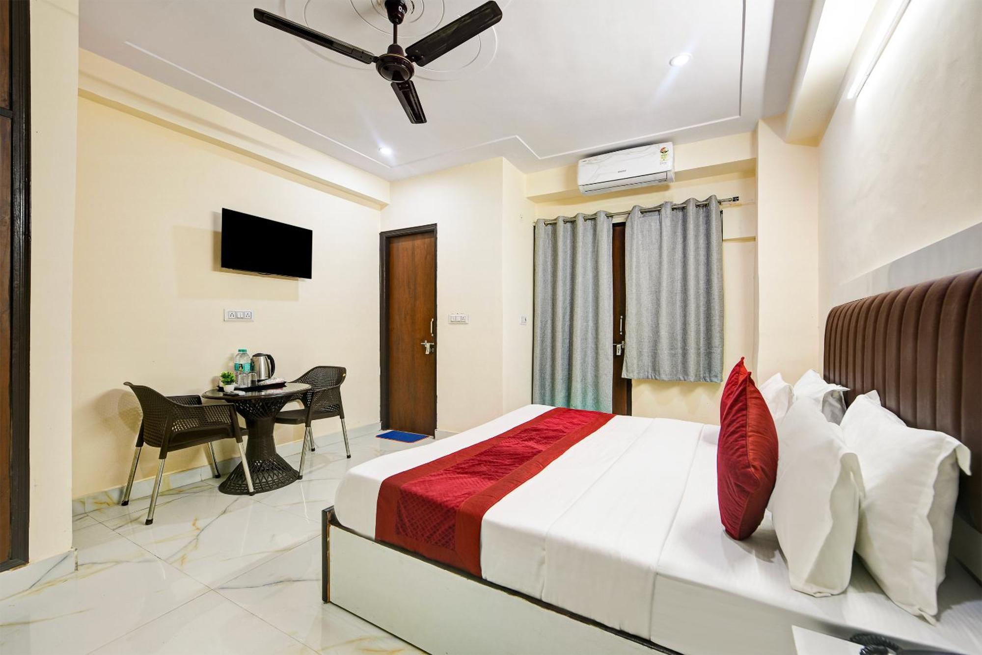 Hotel Krishna Tower Delhi  Esterno foto
