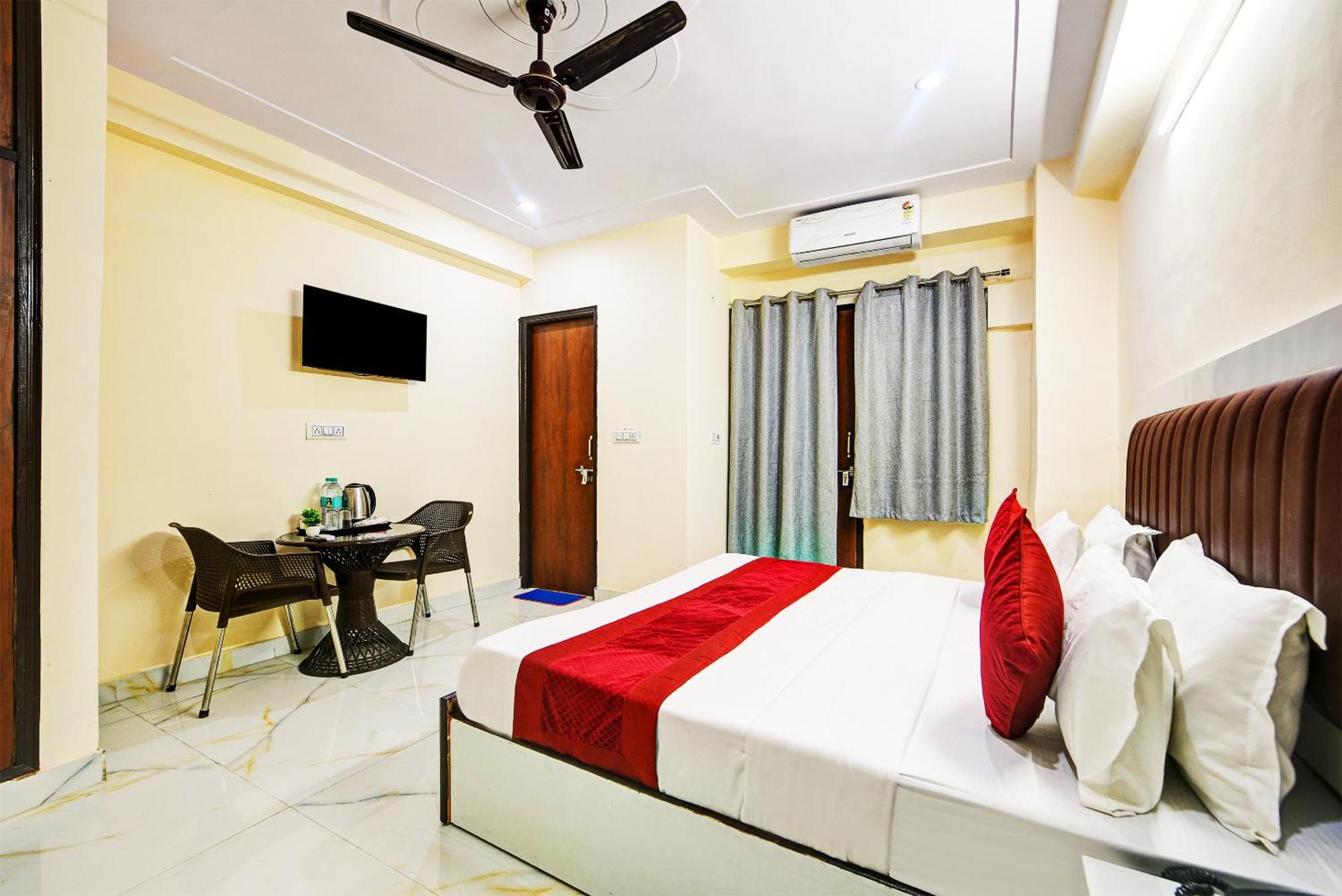 Hotel Krishna Tower Delhi  Esterno foto